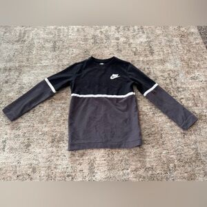 Nike Charcoal and Black Crew Neck Shirt